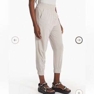 Vuori Villa Joggers - M Beach Sand